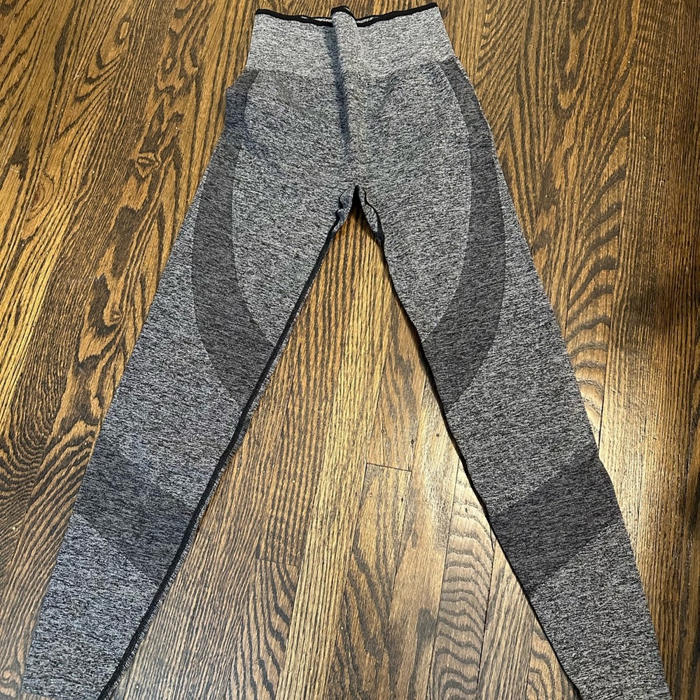 PINK Victoria's Secret Kids Gray Leggings